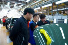 “认知练习—跟岗实训—顶岗练习”阶梯式实践